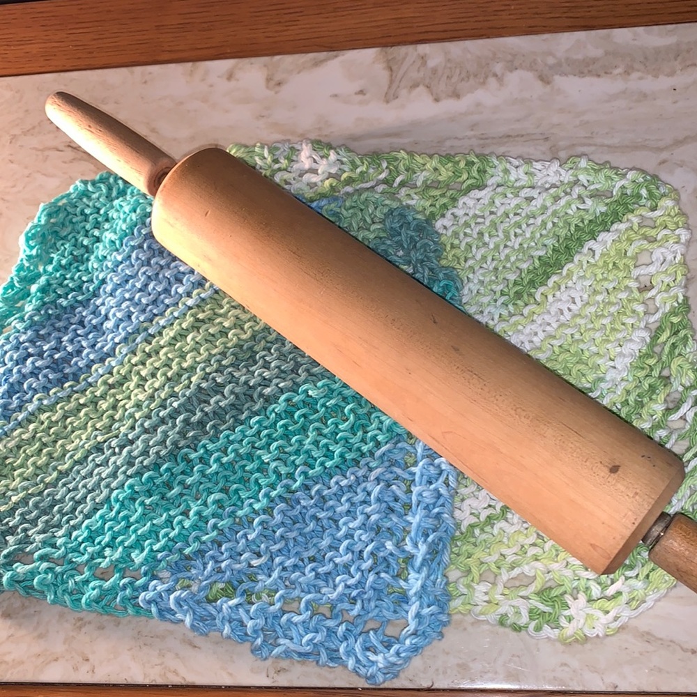 Wood Rolling Pin & 2 Hand Crocheted Dishcloths New